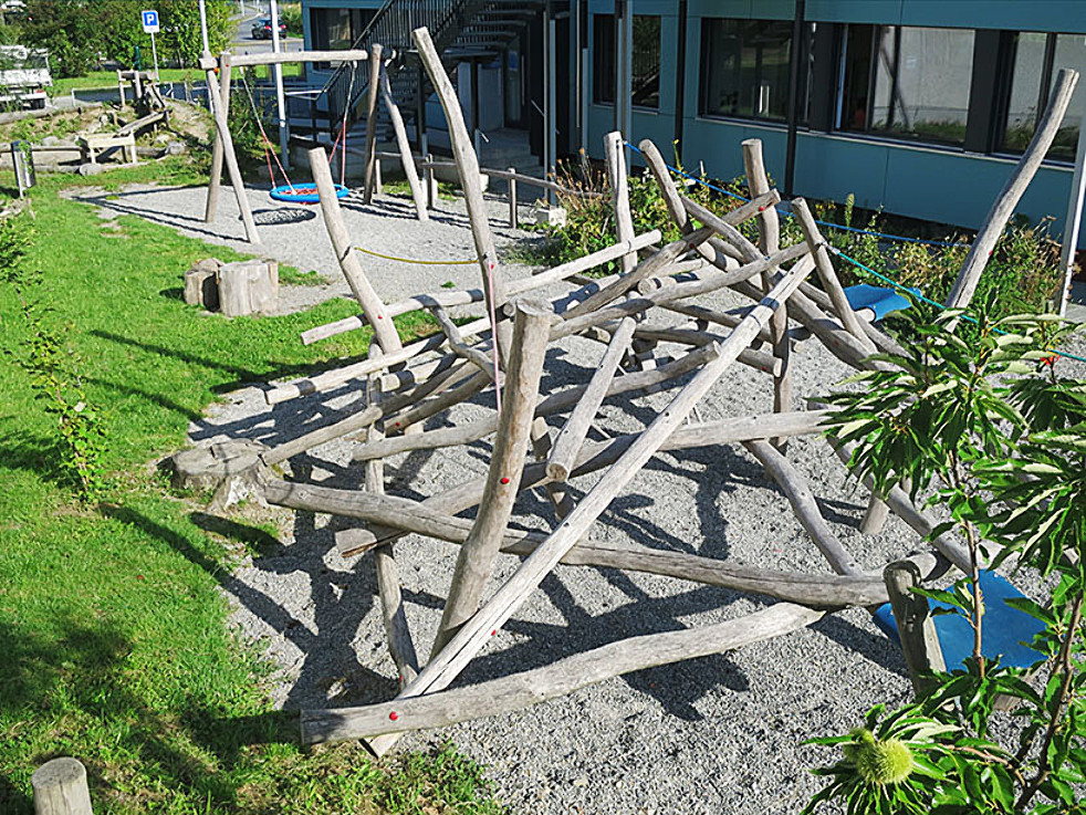Klettergestell Primarschulhaus Emmen, 2015